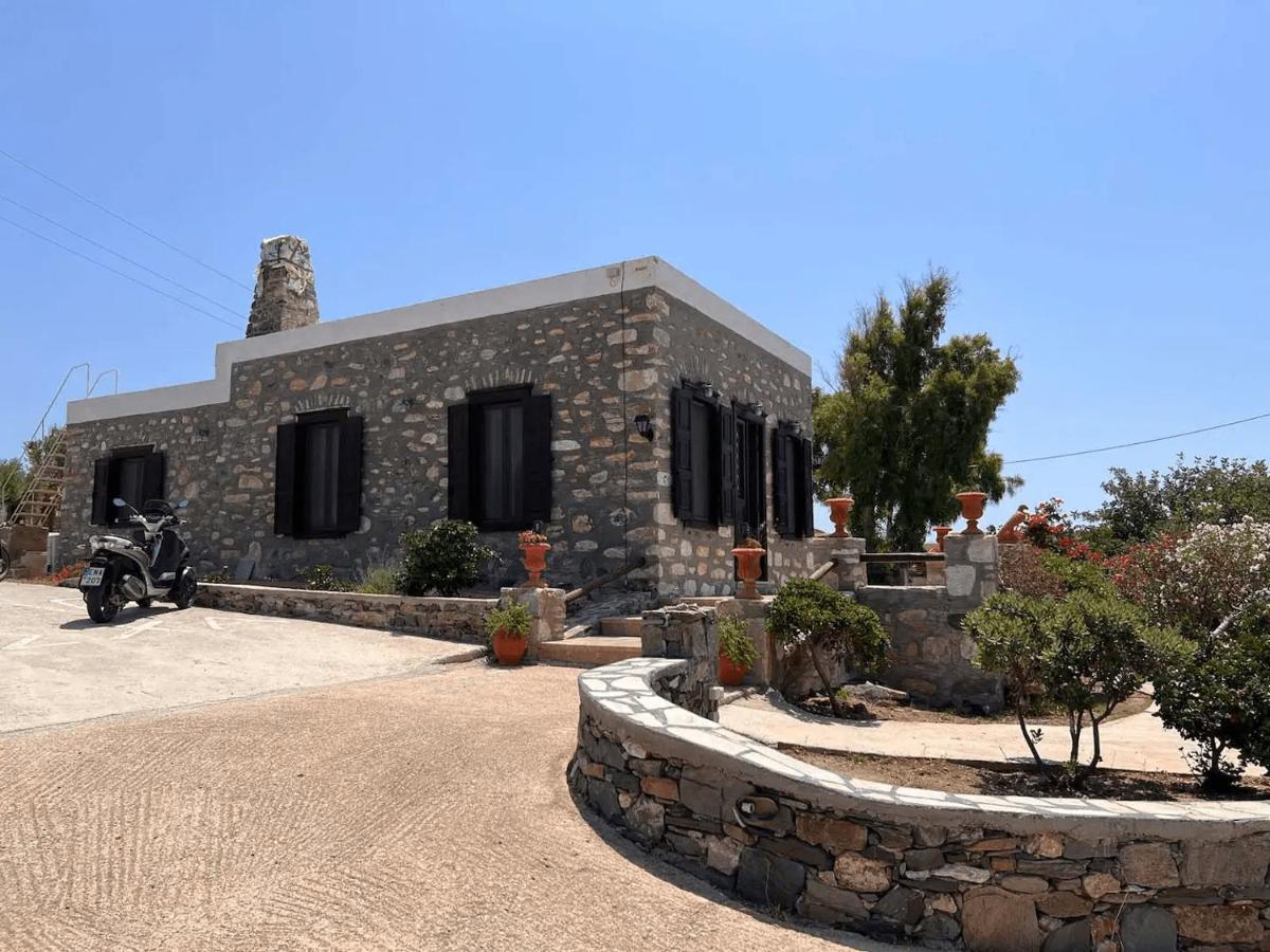 Πέτρινο Εξοχικό Σπίτι Στη Σύρο Agros  المظهر الخارجي الصورة